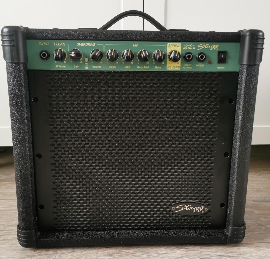 Stagg 40 GA-R gitaar versterker met Overdrive en Reverb., Muziek en Instrumenten, Versterkers | Bas en Gitaar, Ophalen, Zo goed als nieuw