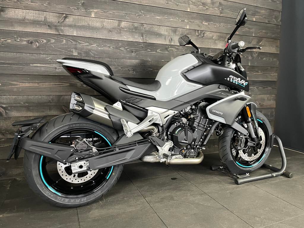 CFMOTO 800NK ADVANCED TC GREY DEMO (bj 2025) - foto 3