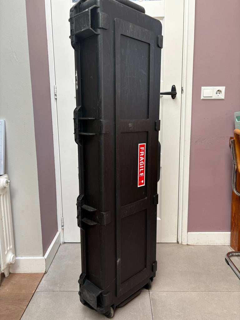 SKB koffer voor basgitaar, Muziek en Instrumenten, Behuizingen en Koffers, Ophalen, Gebruikt, Elektrische basgitaar, Flightcase