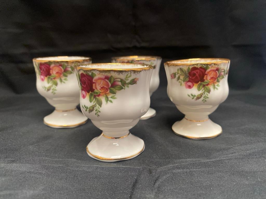 Set van 4 Royal Albert Old Country Roses eierdopjes, Ophalen of Verzenden