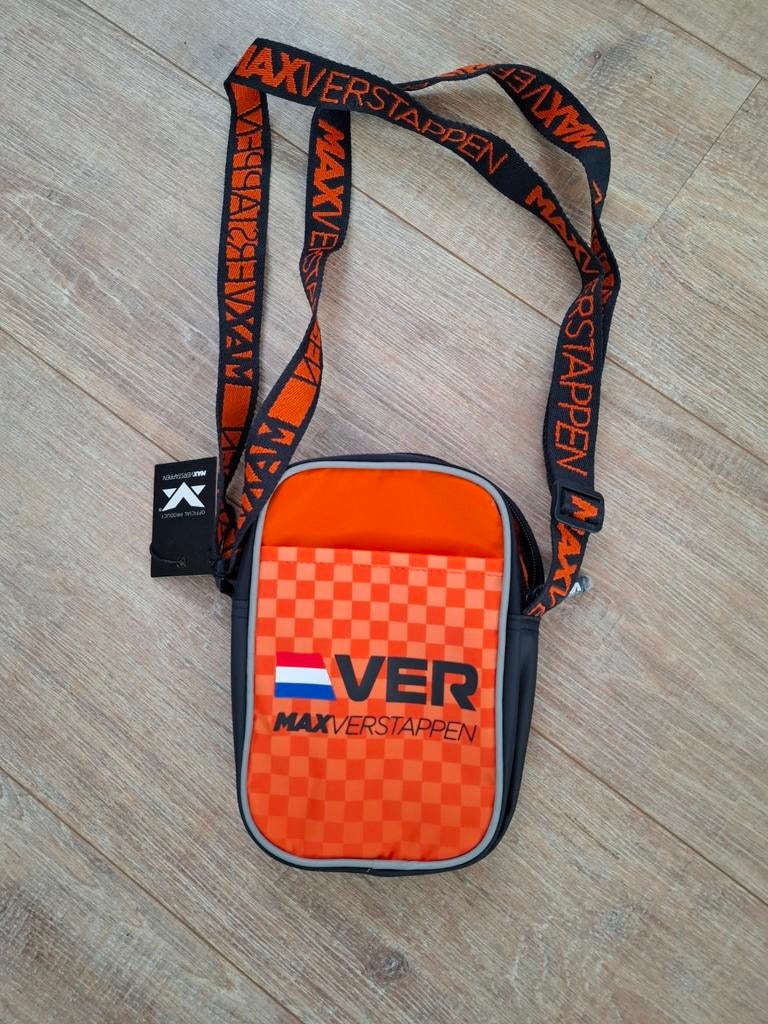 Max verstappen tasje, Ophalen, Nieuw