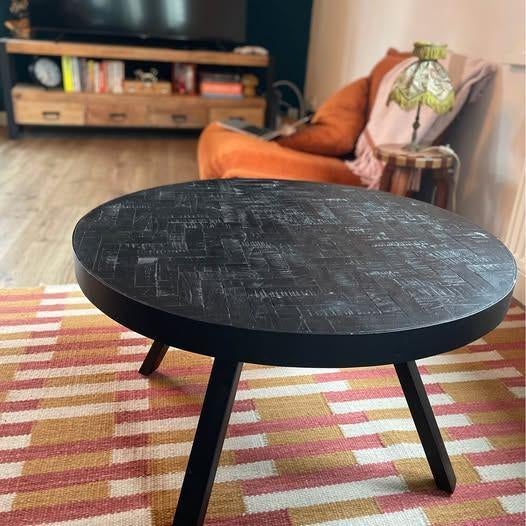 Round coffee table, Huis en Inrichting, Tafels | Salontafels, 50 tot 100 cm, 50 tot 100 cm, Zo goed als nieuw, Overige vormen
