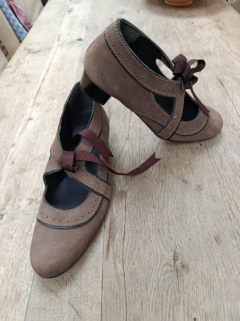 Nieuwe pumps van the bird  41, Ophalen of Verzenden, Nieuw, Meisje, Schoentjes