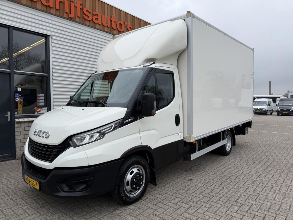 Iveco 40C18 automaat 3.0L / dubbellucht / luchtvering / trek, Auto's, Bestelauto's, Automaat, Stof, Gebruikt, 4 cilinders