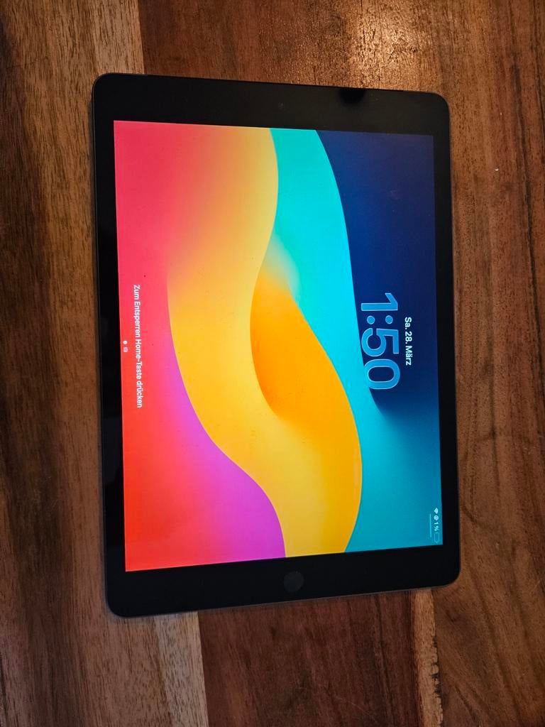 Te ruil/koop: zgan IPad 9th gen met toetsenbord en hoes 256g, Computers en Software, 10 inch, Apple iPad, Ophalen of Verzenden