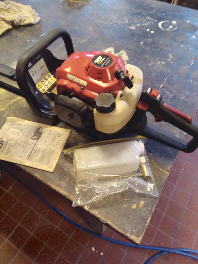 Heggeschaar Benzine top garden, Ophalen, Zo goed als nieuw, Benzine