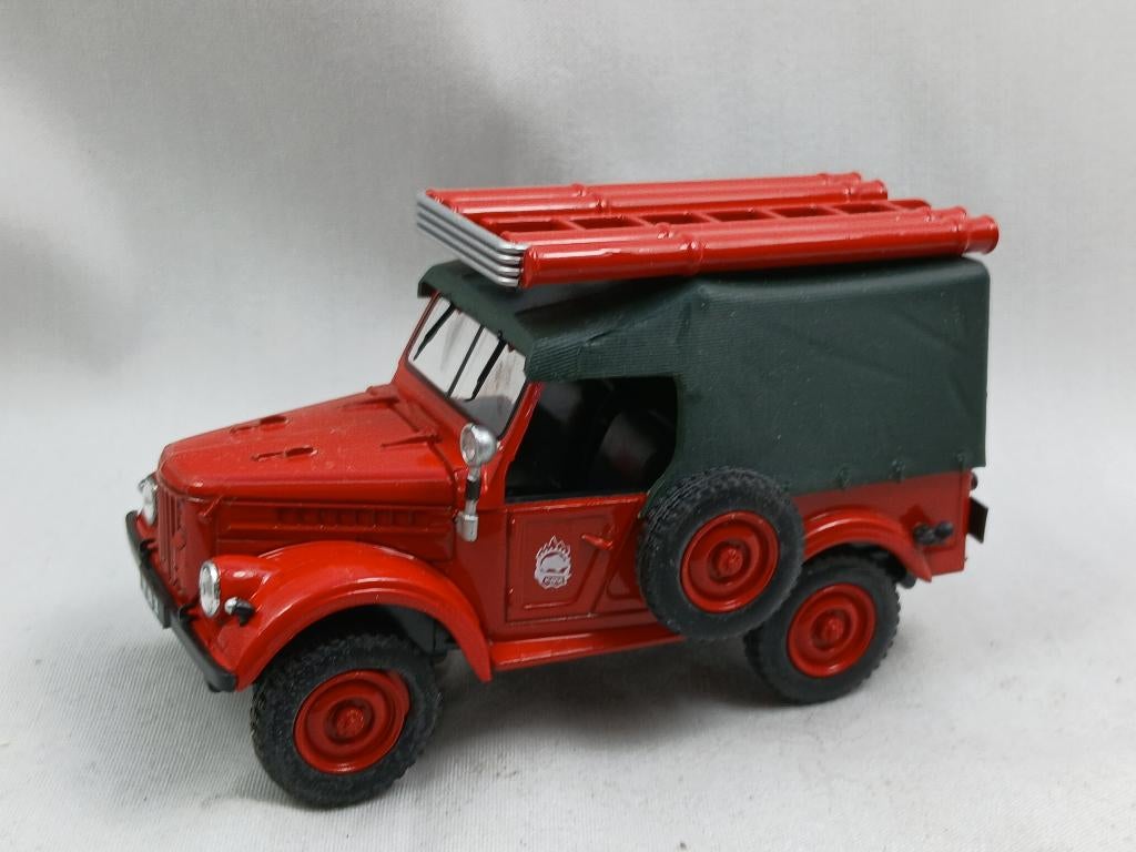 deagostini 1/43  russ brandweer  ra3, Hobby en Vrije tijd, Modelauto's | 1:43, Ophalen of Verzenden, Zo goed als nieuw, Auto, Overige merken