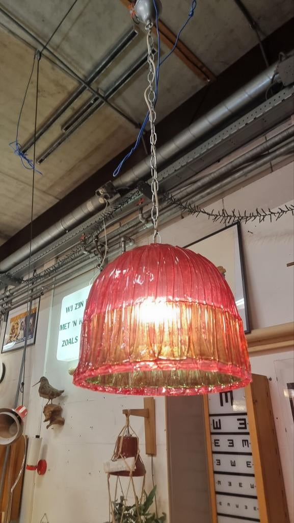 Vintage hanglamp jaren 60 roze kunststof, Kunststof, Gebruikt, ,, Ophalen of Verzenden