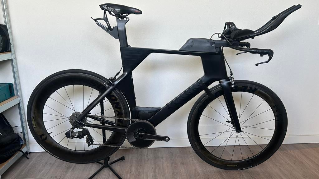 Canyon Speedmax CF - XL - Elektrisch schakelen, Gebruikt, Carbon, 61 tot 65 cm, Meer dan 20 versnellingen