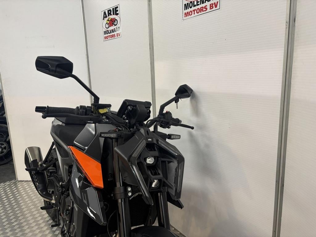 KTM 990 DUKE (bj 2025) - foto 3