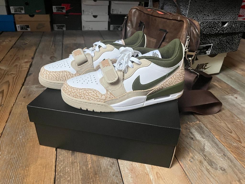 Nike Air Jordan Legacy 312 Low x PSG - 42, Kleding | Heren, Schoenen, Wit, Nike, Nieuw, Ophalen of Verzenden