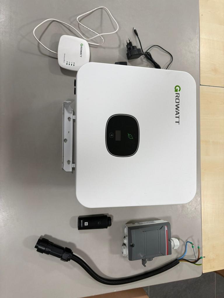 Growatt omvormer 11 kwt, Ophalen, Zo goed als nieuw, Overige typen