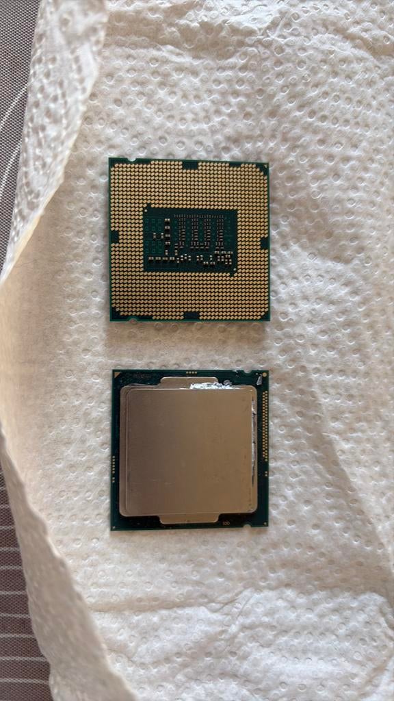 I5-4590 cpu processor i5 4590  Prijs per stuk 1 op voorraad, Computers en Software, Processors, Ophalen of Verzenden, Gebruikt