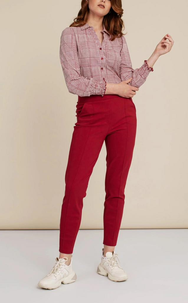 Studio anneloes kate broek L rood travelstof, Kleding | Dames, Broeken en Pantalons, Maat 42/44 (L), Ophalen of Verzenden, Zo goed als nieuw