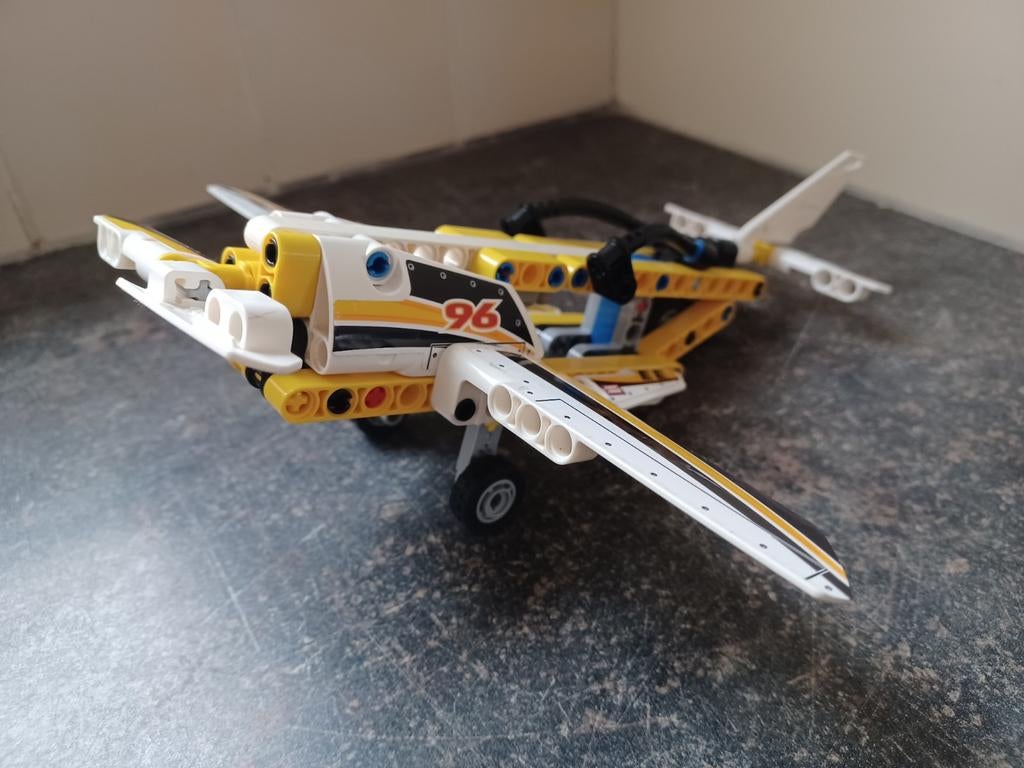 Lego technic 42044 display team straaljager, Lego, Compleet, Ophalen of Verzenden, Zo goed als nieuw