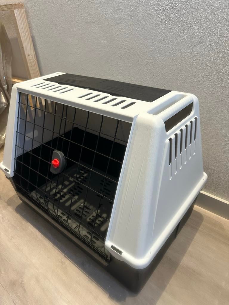 Bench / vervoersbox hond, Ophalen, Zo goed als nieuw