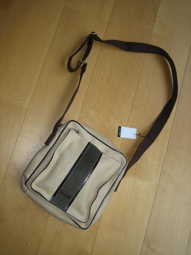 Nieuw! Sportieve leren schoudertas CLAUDIO FERRICI snazzeys, Sieraden, Tassen en Uiterlijk, Tassen | Damestassen, Nieuw, Schoudertasje