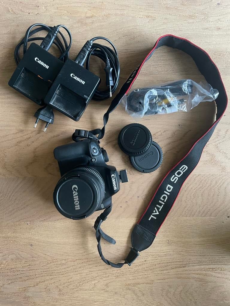 Canon EOS 1000D met 18-55mm lens, Ophalen, Gebruikt, Spiegelreflex, Canon