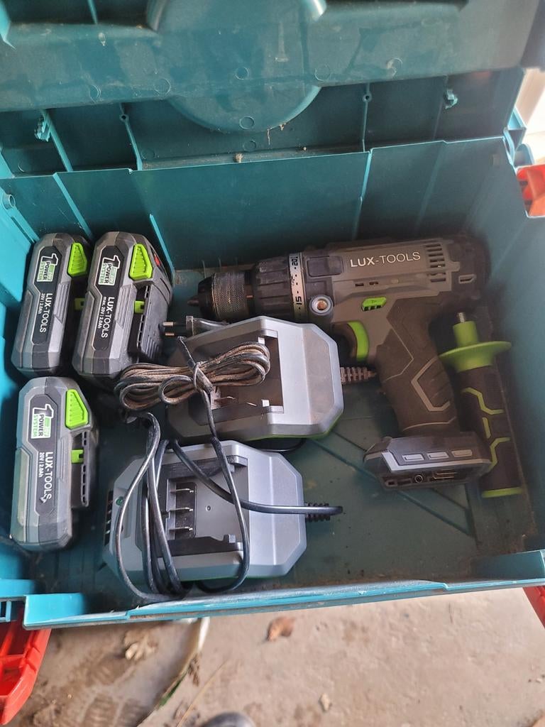 Lux Boormachine Gamma 20V met 3 accu's en 2 laders in M-Box, Ophalen, Gebruikt, Minder dan 400 watt, Boormachine