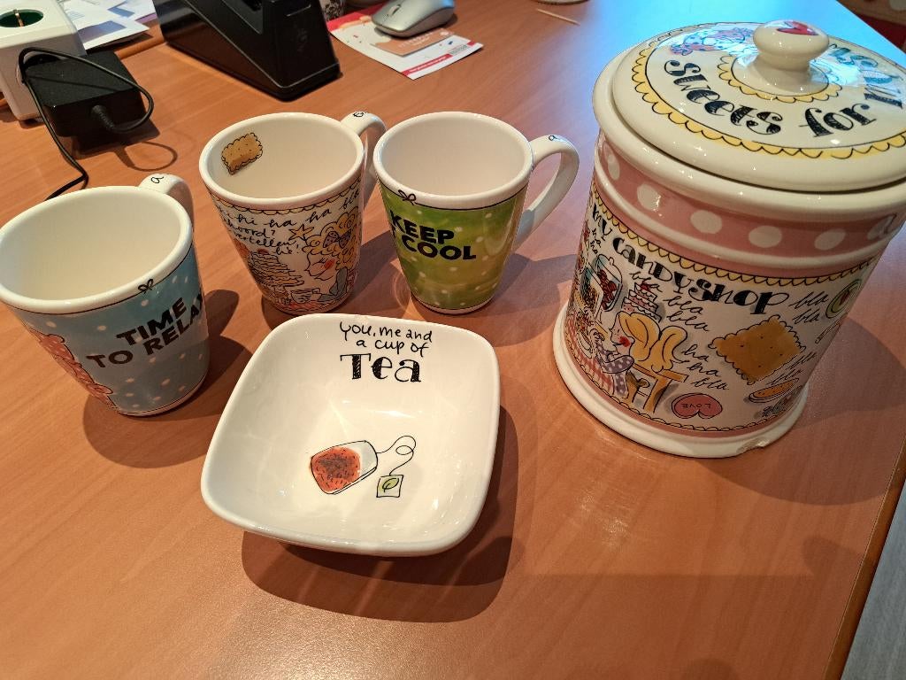 Blond Amsterdam servies, Huis en Inrichting, Keuken | Servies, Zo goed als nieuw, Overige typen, Blond Amsterdam, Aardewerk, Ophalen