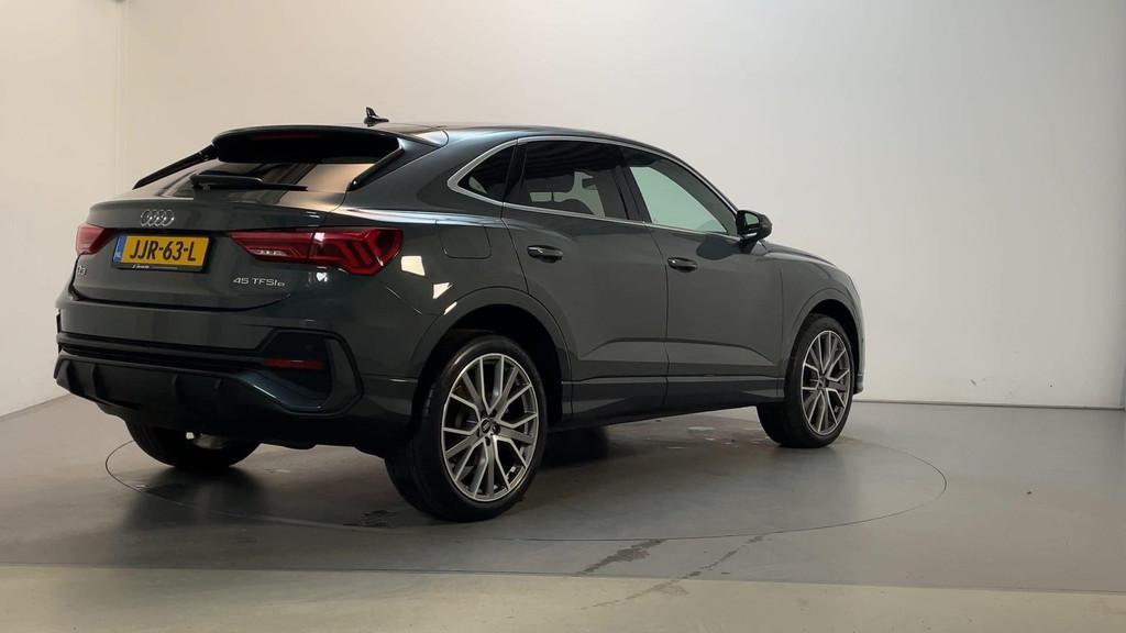 Audi Q3 Sportback 45 TFSI e Advanced Edition Sfeerverlichtin, Gebruikt, Plug-in hybride, Hybride Elektrisch/Benzine, SUV of Terreinwagen