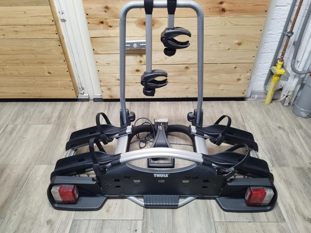 Thule fietsdrager, Auto diversen, Ophalen, 2 fietsen, Zo goed als nieuw, Trekhaakdrager