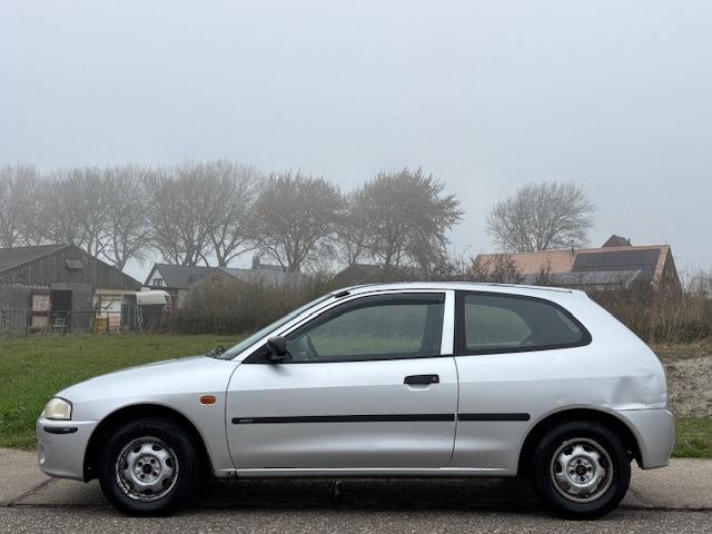 Mitsubishi Colt 1.3 GLi 3-Drs Stuurbekrachtiging Audio-CD/MP, Stof, Gebruikt, 31 €/maand, Colt