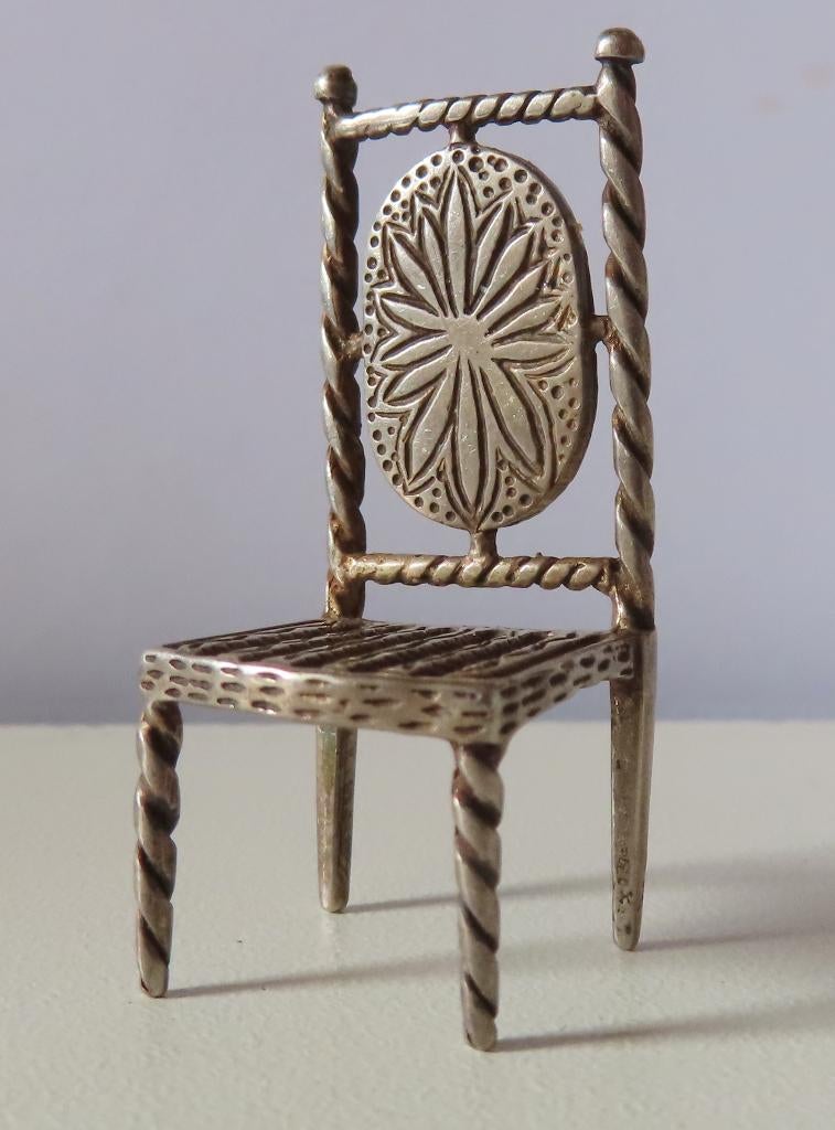 Uit inboedel: Zilveren miniatuur hollandse stoel , incl verz, Verzenden, Zilver