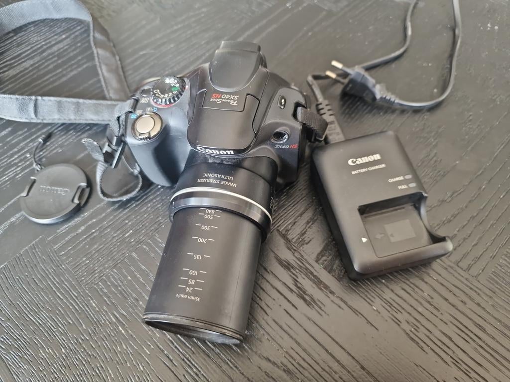 Canon PowerShot SX40 HS - 35x zoom - Inclusief oplader, Audio, Tv en Foto, Fotocamera's Digitaal, Gebruikt, 12 Megapixel, Canon
