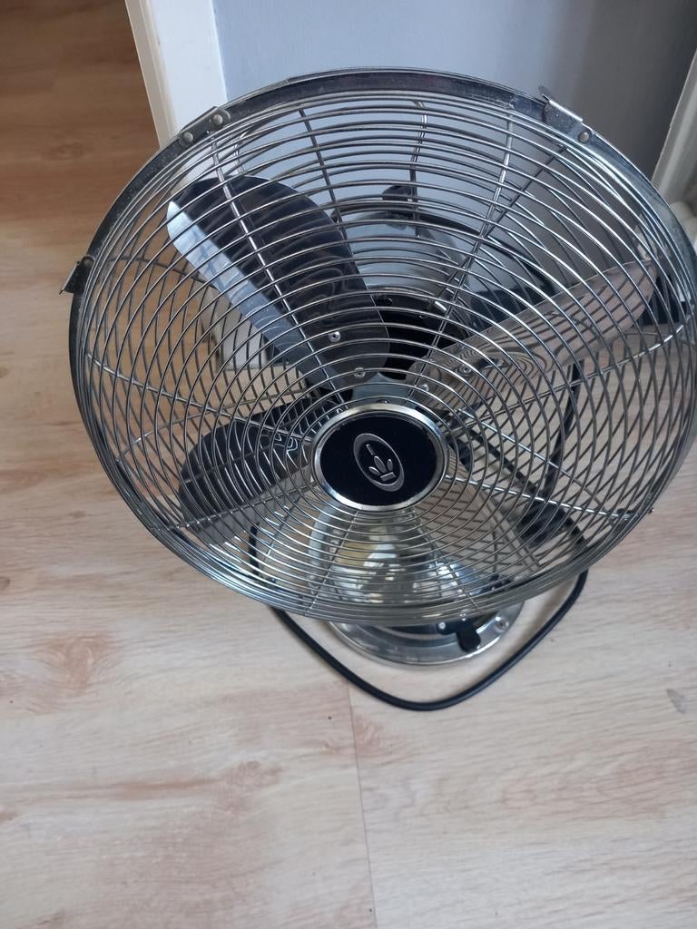 Ventilator, Ophalen, Zo goed als nieuw, Statiefventilator