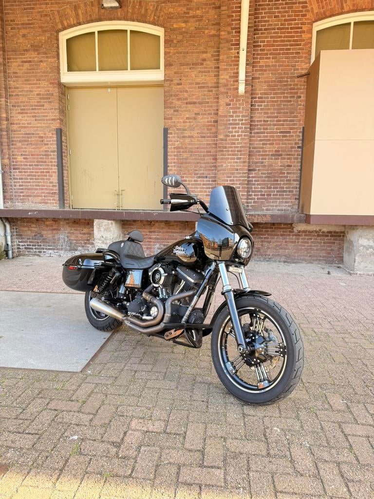 Harley-Davidson dyna streetbob clubtyle, 2 cilinders, Chopper, Motorrijbewijs A