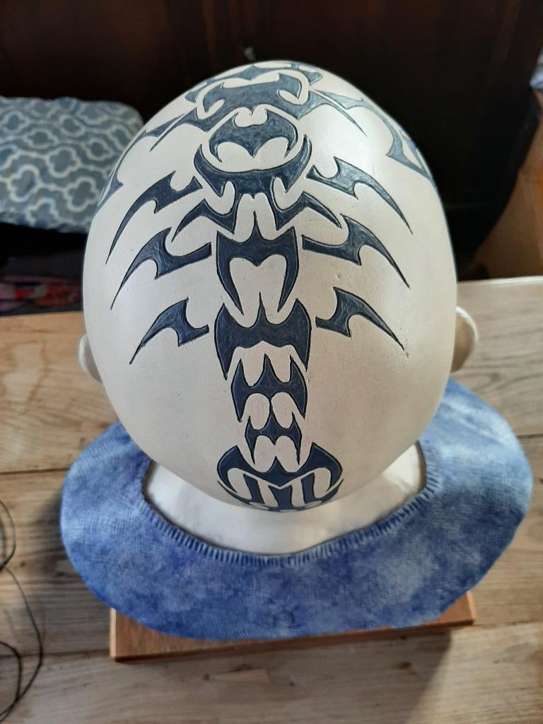 Tattoo man kunstwerk, Ophalen, Buste, 20 - 50 cm, Steen of Keramiek