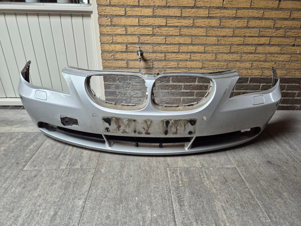 BMW 520i Voorbumper Beschadigd, Auto-onderdelen, Ophalen, Voor, BMW, Bumper
