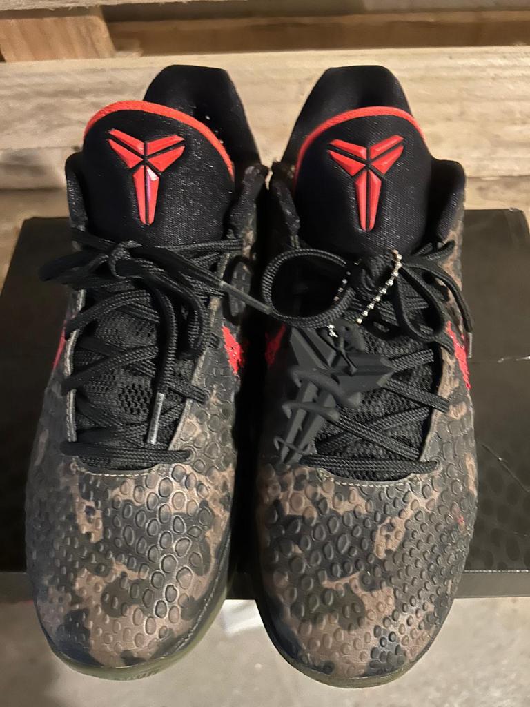 Nike kobe shoes basketball, Sport en Fitness, Basketbal, Ophalen, Zo goed als nieuw, Schoenen