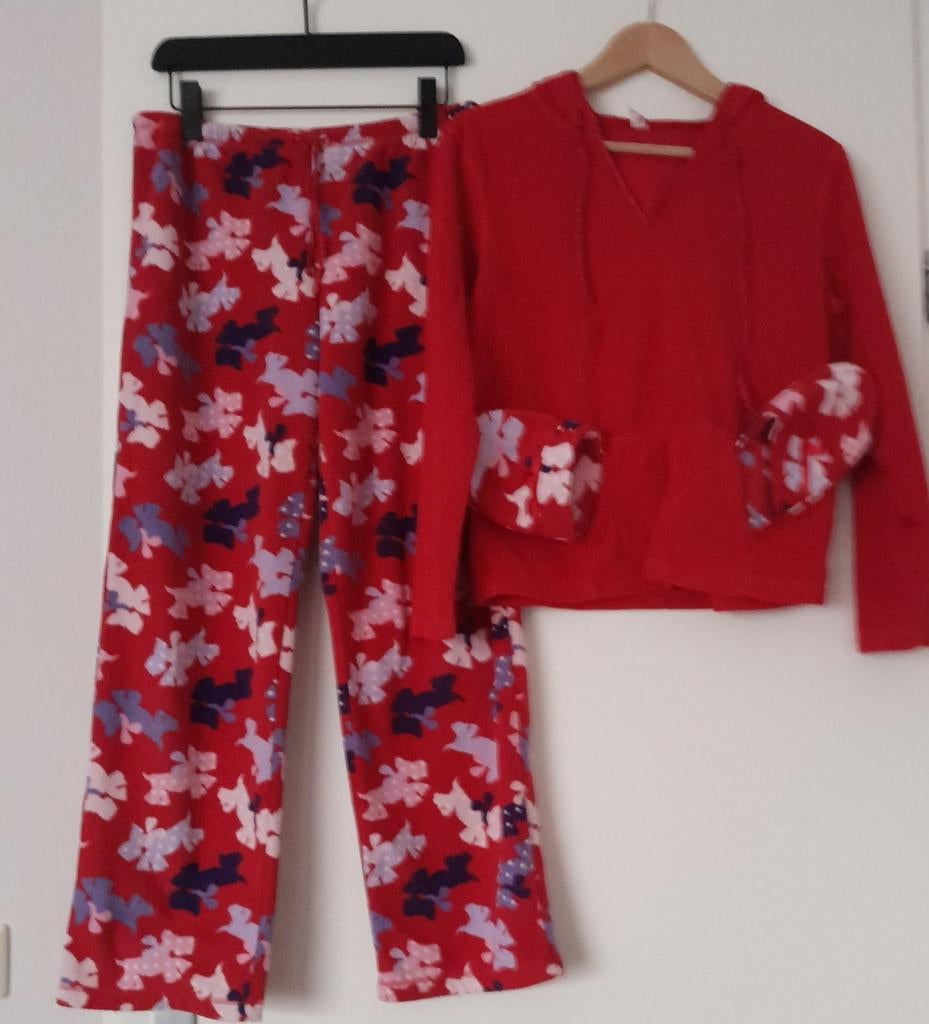 Dames huispak/ pyjama.Maat M, Kleding | Dames, Huispakken, Ophalen of Verzenden, Zo goed als nieuw, Maat 38/40 (M)