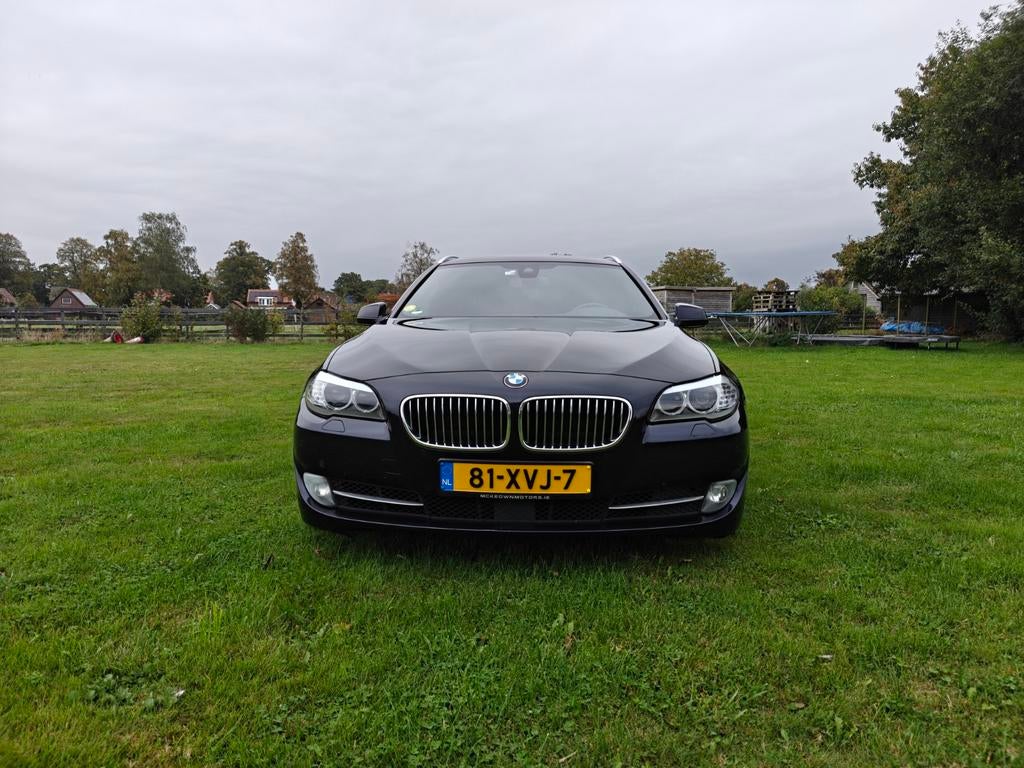 BMW 5-Serie 3.0 535D XD Touring AUT 2012 Zwart, Auto's, Automaat, Euro 5, 2993 cc, 2000 kg