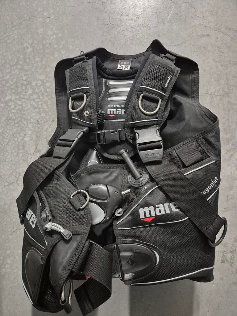Mares Dragon BCD Airtrim XS (mist 1 loodpocket), Watersport en Boten, Duiken, Ophalen of Verzenden, Zo goed als nieuw, Trimvest of Wing