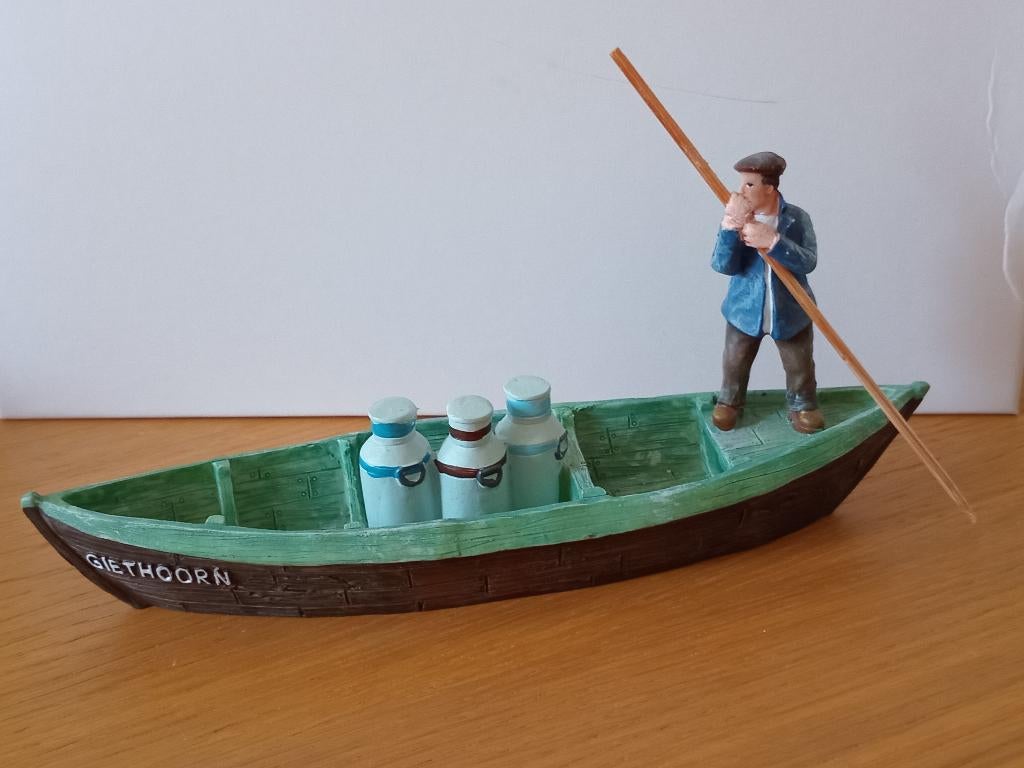 Bootje uit Giethoorn, Ophalen, Zo goed als nieuw, Mens