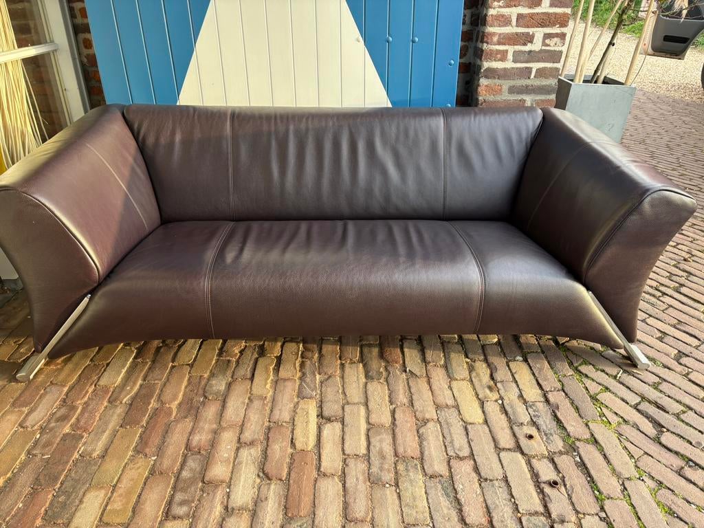 Rolf Benz 322 bank. Aubergine leder, Ophalen, Modern design, 150 tot 200 cm, Onbekend