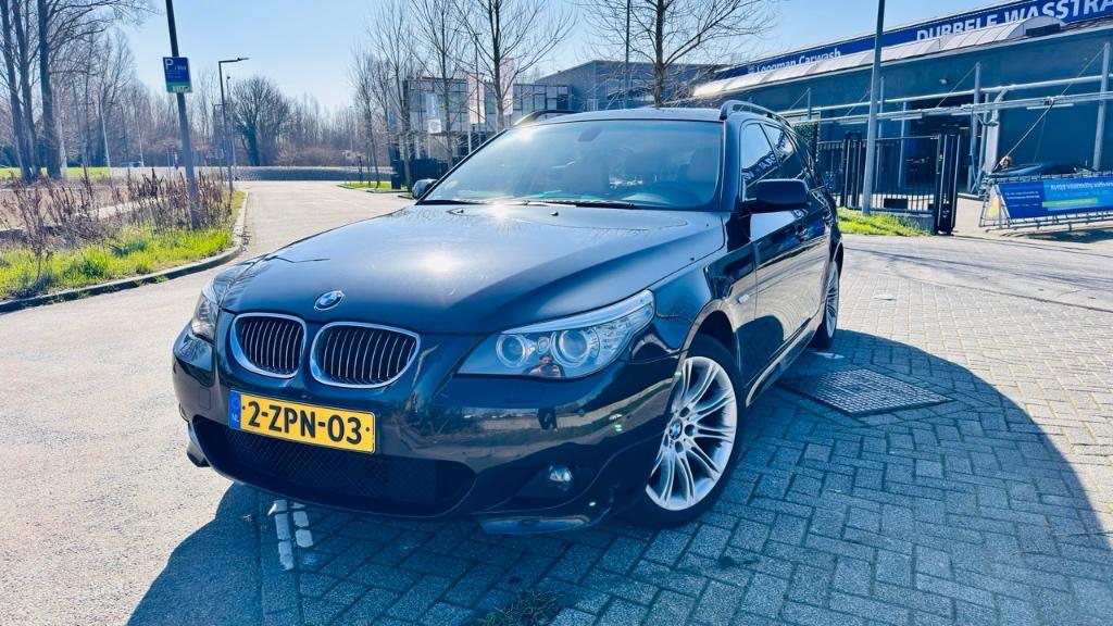 BMW 523i E61 M-Sport Touring LCI | 2008 | NOXem | Nieuwe APK, Achterwielaandrijving, Beige, Navigatiesysteem, Zwart