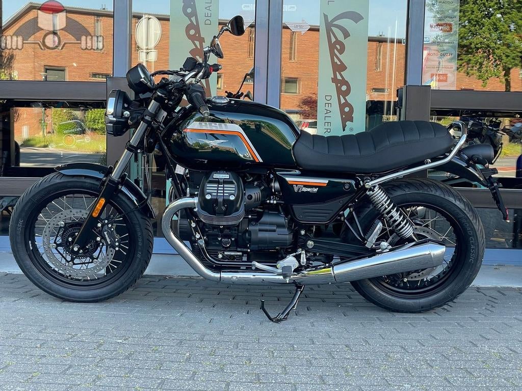 Moto Guzzi V7 Special Nero Smeraldo 2026 - foto 3