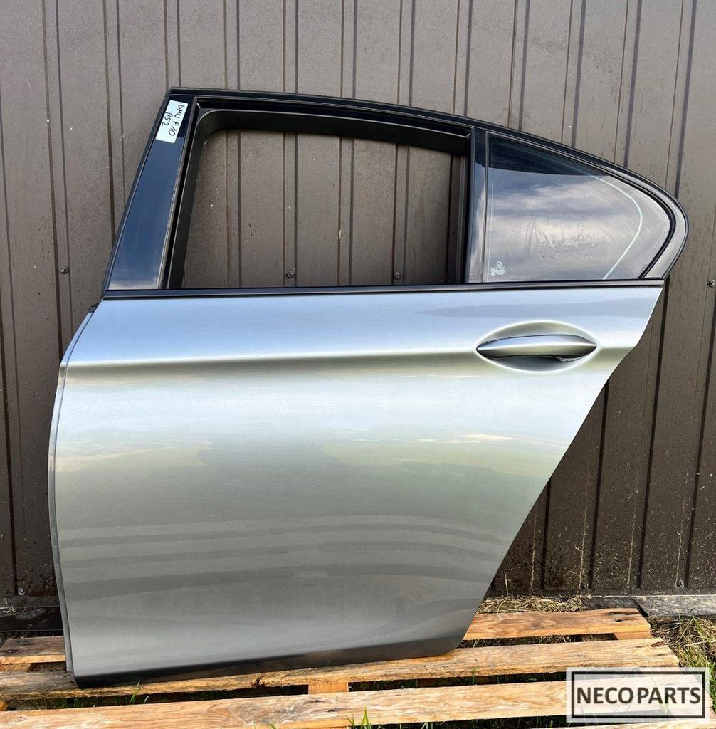 BMW 5 F10 ACHTER DEUR LINKS A52 ALLES LEVERBAAR!!, Ophalen of Verzenden, Gebruikt, BMW, Spatbord