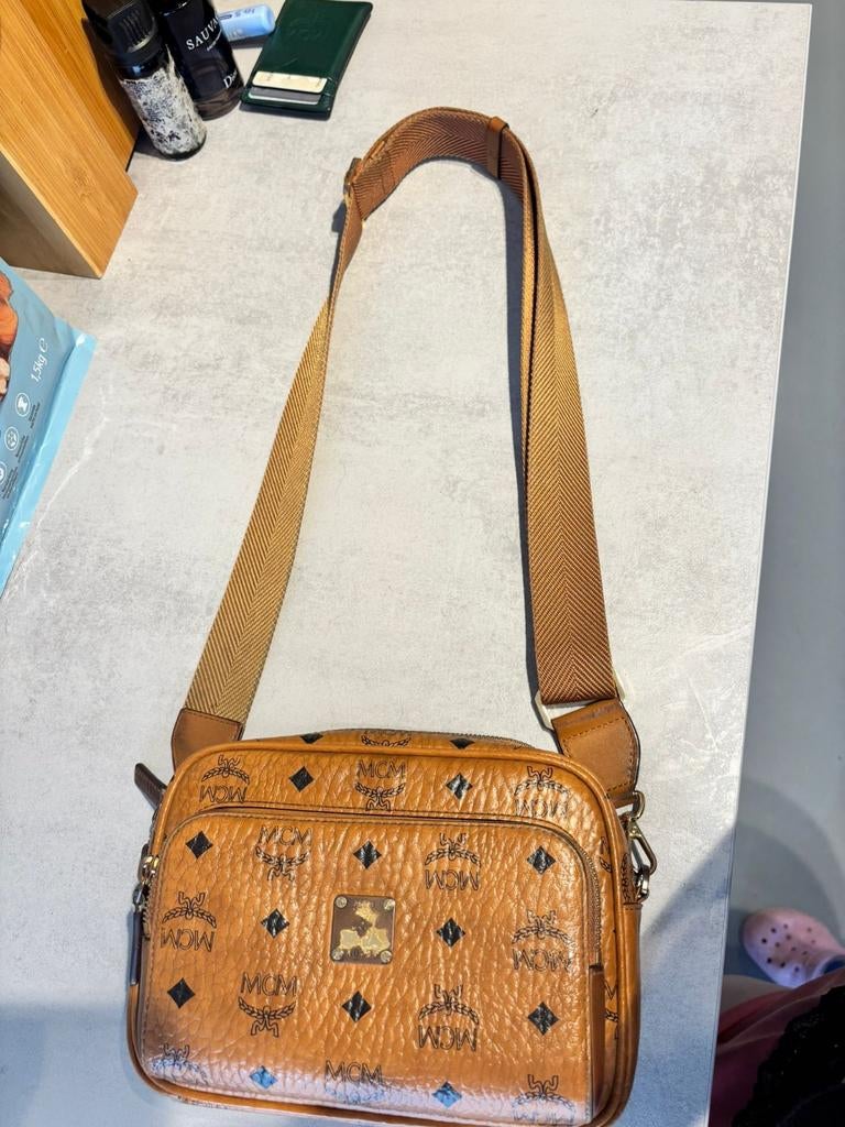 MCM Visetos Crossbody Tas - Cognac Leer, Overige merken, Gebruikt, Bruin, Ophalen of Verzenden