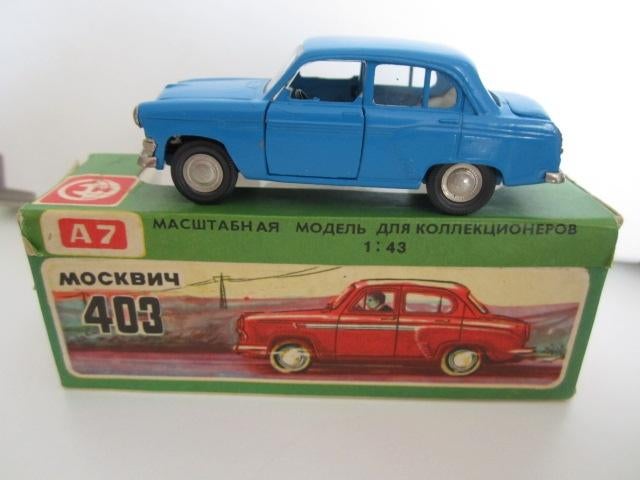 Russisch auto miniatuur, Verzamelen, Ophalen of Verzenden, Zo goed als nieuw, Auto's