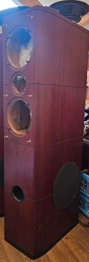 Gratis Lege toren speaker behuizing - DIY project, Audio, Tv en Foto, Luidsprekers, Overige merken, Gebruikt, Ophalen of Verzenden