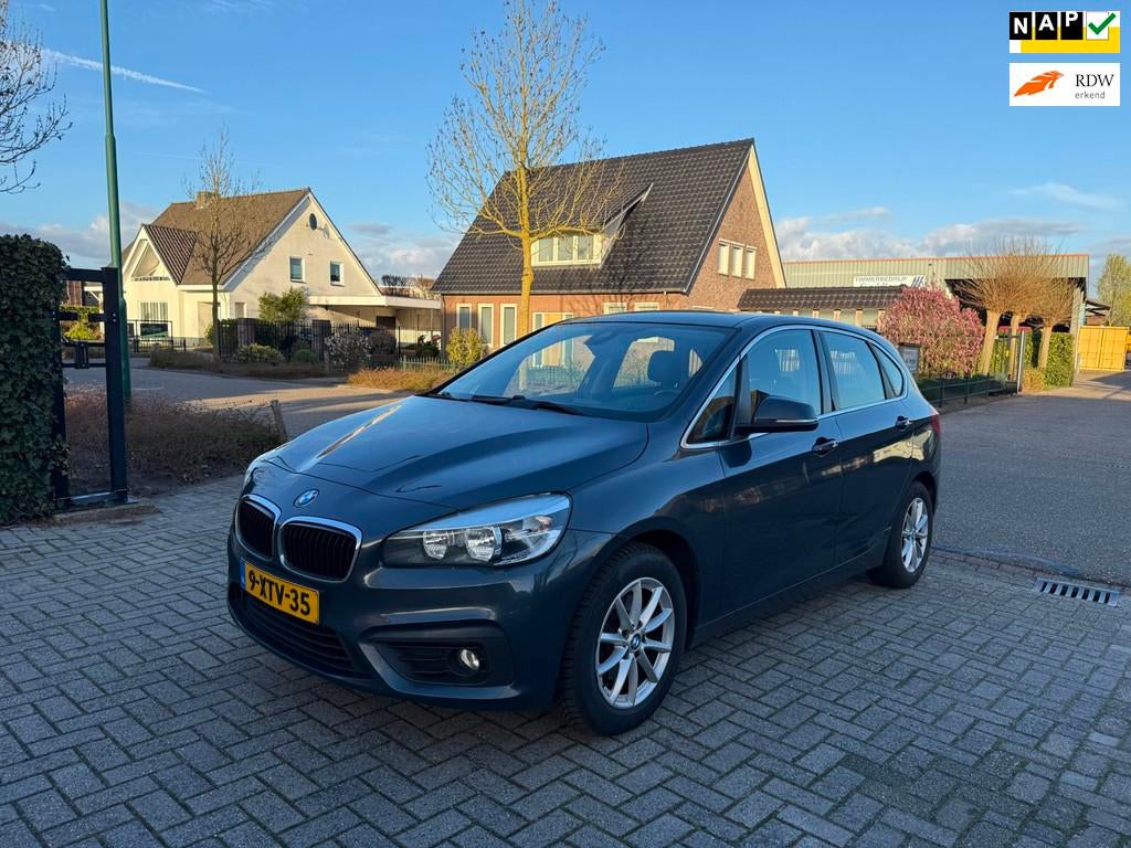 BMW 2-serie Active Tourer 218d Executive | NAP Navi Cruise C, Auto's, BMW, Voorwielaandrijving, Stof, 150 pk, Origineel Nederlands