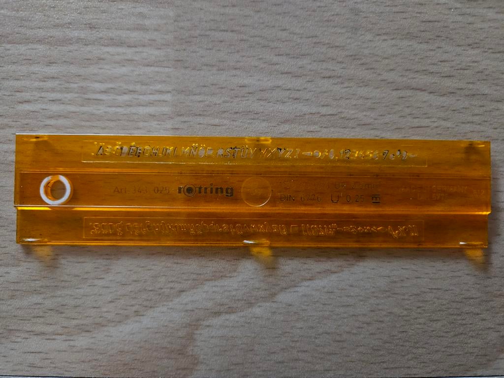 Rotring lettersjabloon 2,5 mm, Ophalen of Verzenden, Gebruikt
