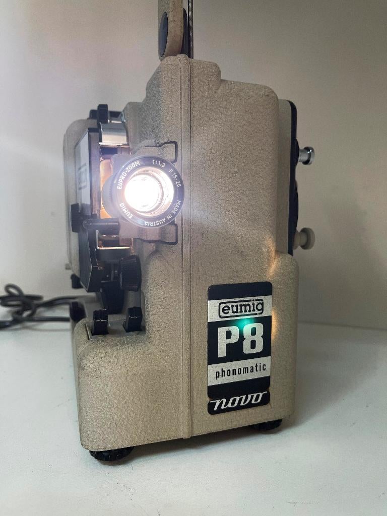 EUMIG P8 Phonomatic 8mm filmprojector (gaat aan,draait niet), N, N, Ophalen of Verzenden, Eumig