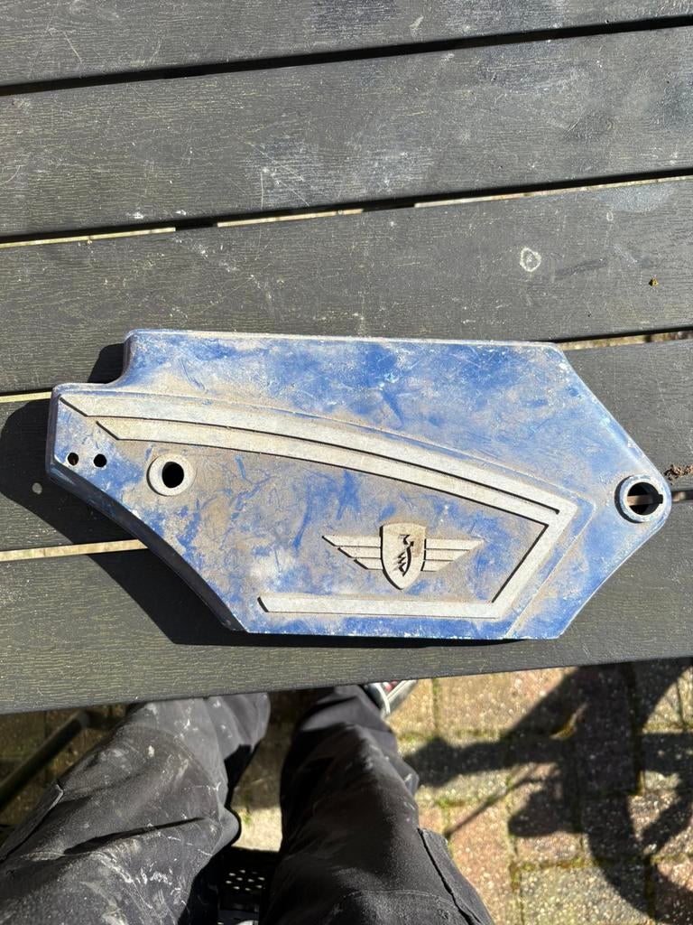 Zundapp 517 frame deksel, Fietsen en Brommers, Brommeronderdelen | Zundapp, Ophalen of Verzenden, Gebruikt, Frame