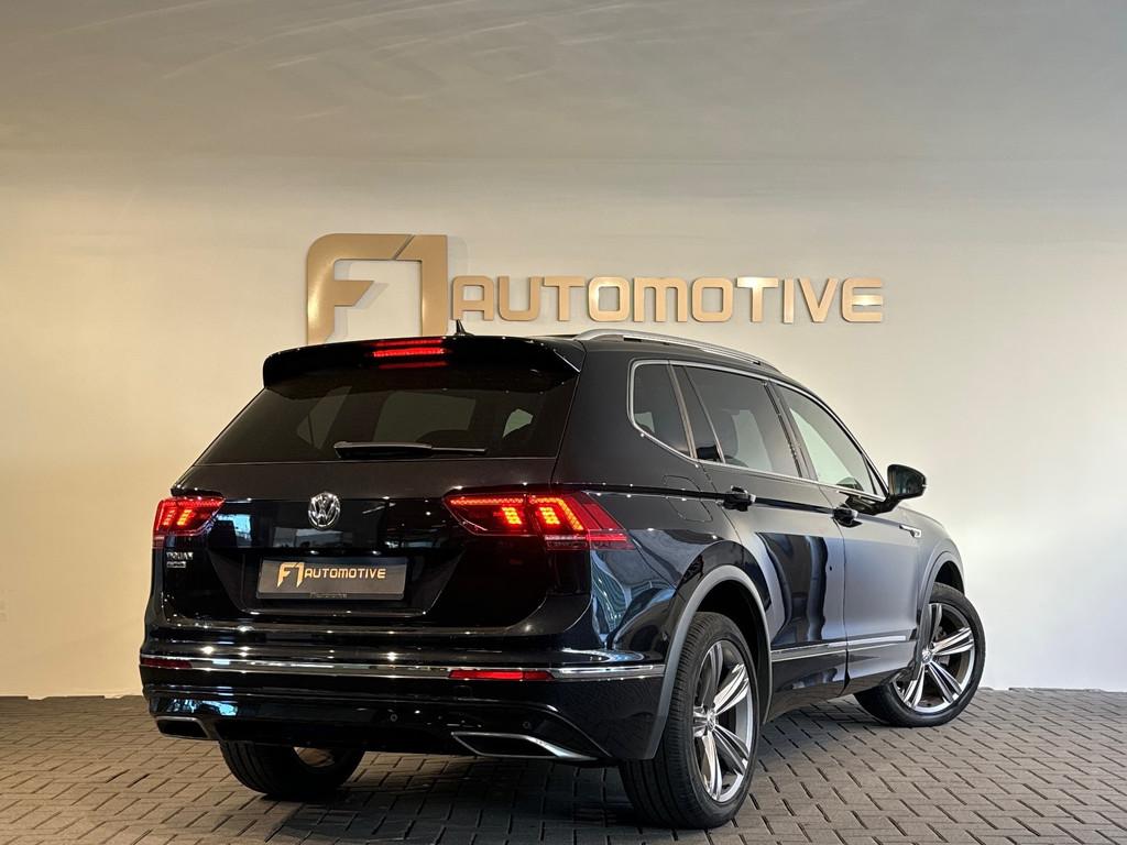 Volkswagen Tiguan Allspace 1.5 TSI Business R Line 7p. Pano, Auto's, 4 cilinders, 7 stoelen, Zwart, Origineel Nederlands